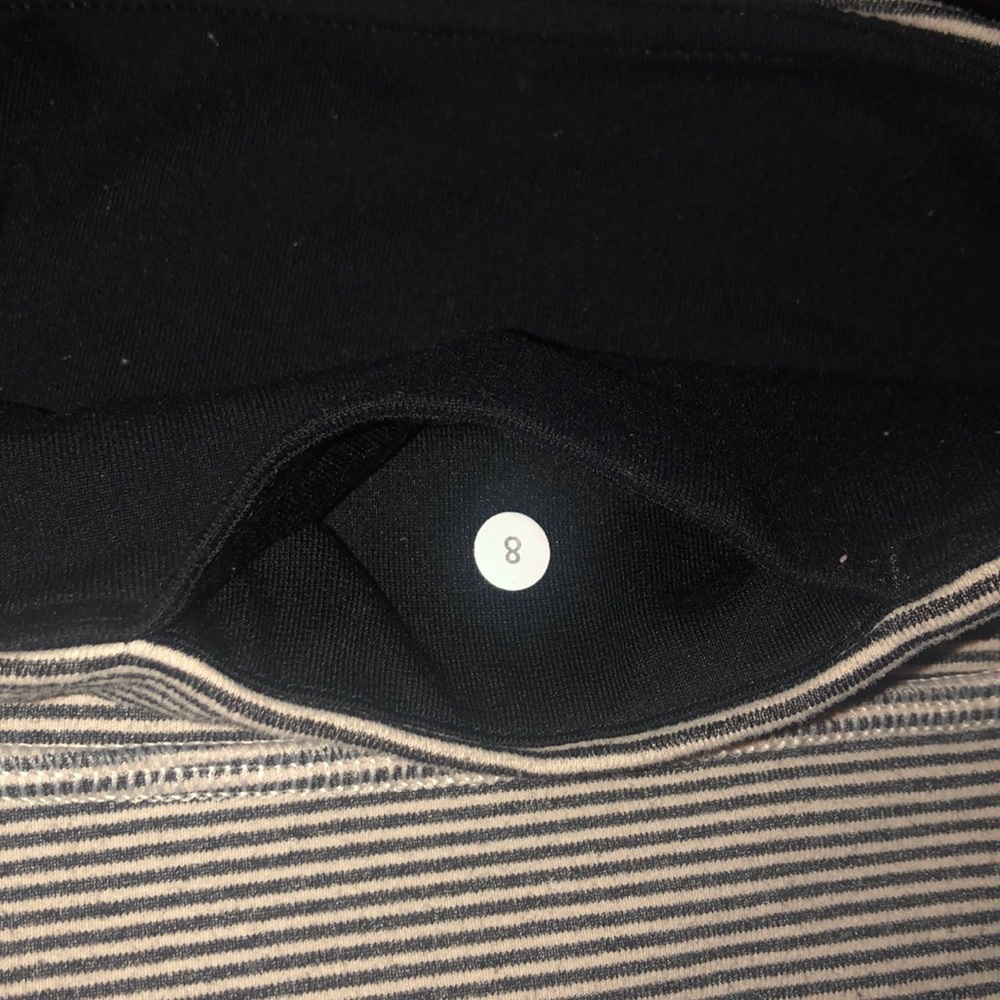 Lululemon - Picture 4 of 4